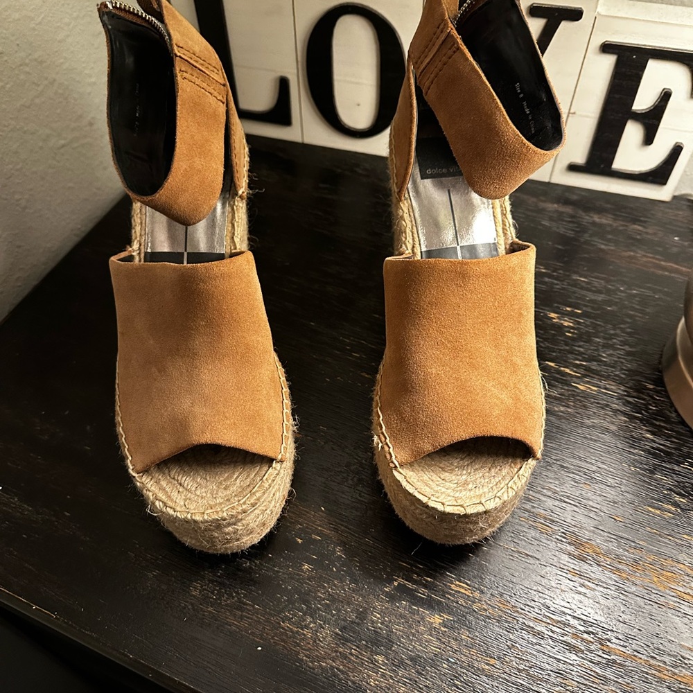 Dolce Vita espadrille Wedge Sandals NEW!!